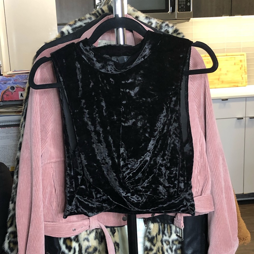 50% off through Friday! Top shop velvet crop top